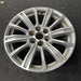 18" XT5 17-19 18x8, Original OEM Wheel Rim - Close-Up Detail