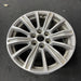 18" XT5 17-19 18x8, Original OEM Wheel Rim - Close-Up Detail