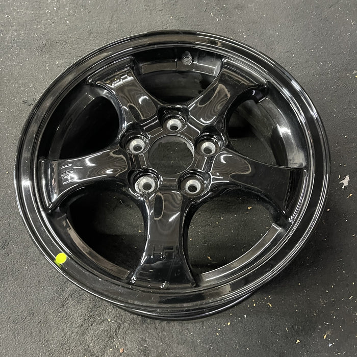 16" NIRO 17-19 16x6.5 Original OEM Wheel Rim - Close-Up Detail