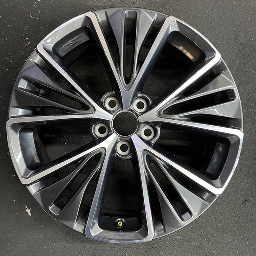 19" PRIUS 23-24 Prius, 19x6.5 Original OEM Wheel Rim - Angle View