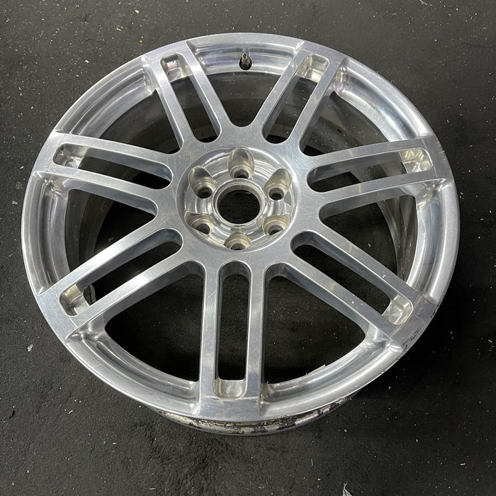 20" SRX 07-09 20x8, Original OEM Wheel Rim - Close-Up Detail