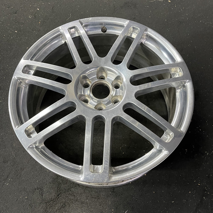 20" SRX 07-09 20x8, Original OEM Wheel Rim - Close-Up Detail