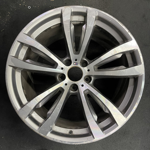 20" BMW X5 14-18 20x11 , 5 spoke, V spoke, flat spoke, machined Original OEM - Angle View