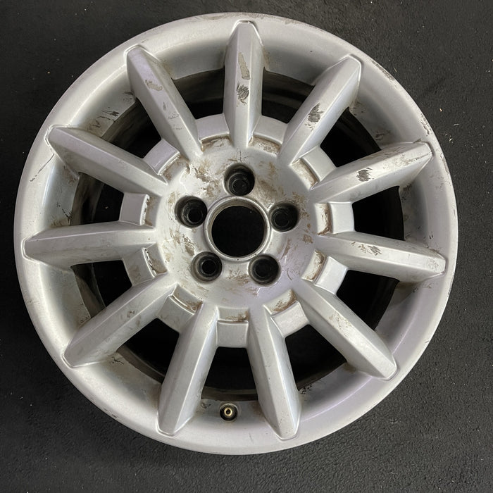 16" BEETLE 02-07 16x6.5, alloy, 11 spoke Original OEM Wheel Rim - Angle View