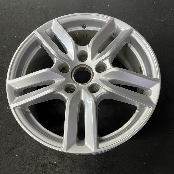 18" PORSCHE CAYENNE 15-18 18x8 , 5 double spoke Original OEM Wheel Rim - Close-Up Detail