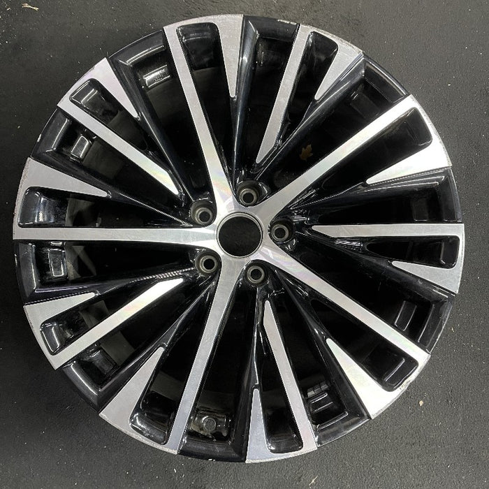 20" RZ450e 23-24 20x9.5 machined black Original OEM Wheel Rim - Front View