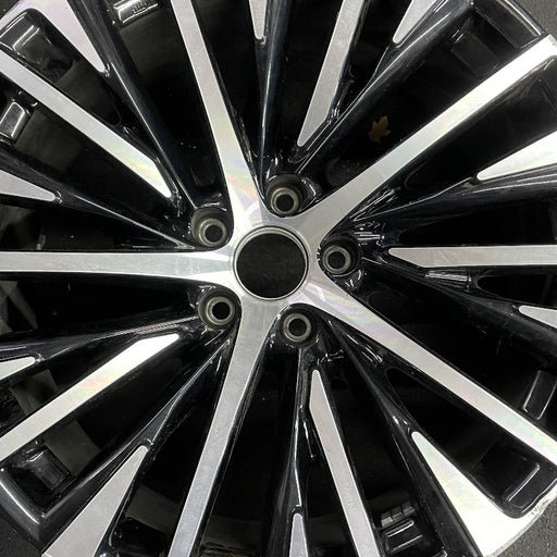 20" RZ450e 23-24 20x9.5 machined black Original OEM Wheel Rim - Angle View