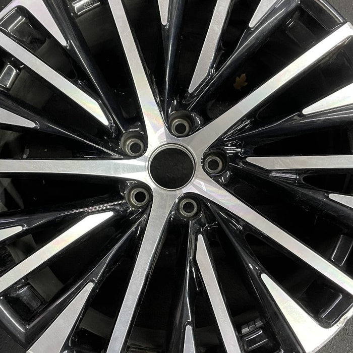 20" RZ450e 23-24 20x9.5 machined black Original OEM Wheel Rim - Angle View