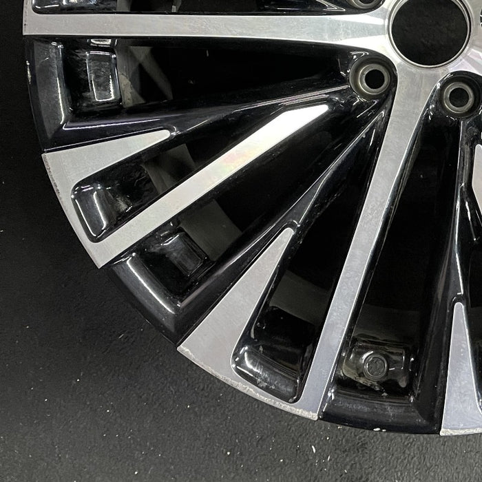20" RZ450e 23-24 20x9.5 machined black Original OEM Wheel Rim - Additional View
