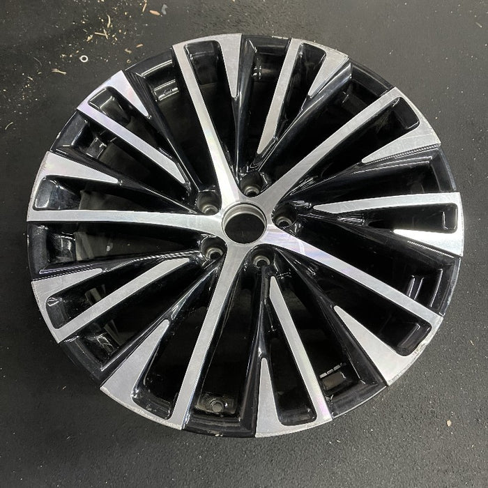 20" RZ450e 23-24 20x9.5 machined black Original OEM Wheel Rim - View 7