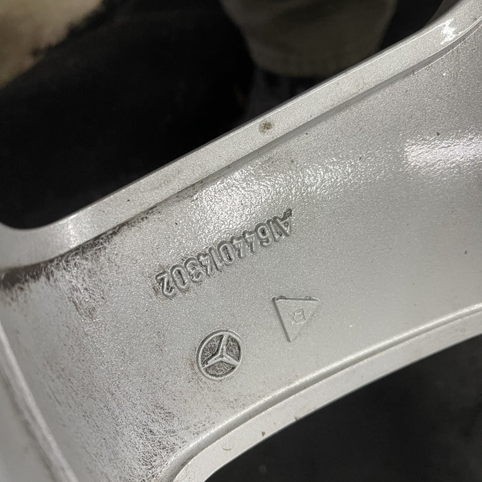 21" MERCEDES GL-CLASS 08-09 164 Type; GL550, 21x10 Original OEM Wheel Rim - Additional View
