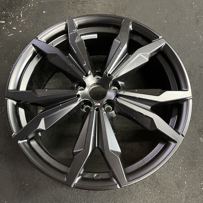 20" BMW X1 20 20x8, , w/ pockets, black pockets Original OEM Wheel Rim - Side Profile