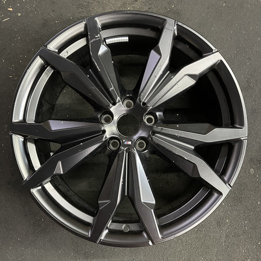 20" BMW X1 20 20x8, , w/ pockets, black pockets Original OEM Wheel Rim - Angle View