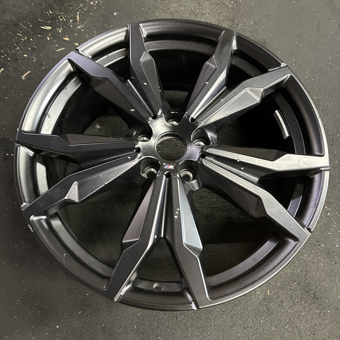20" BMW X1 20 20x8, , w/ pockets, black pockets Original OEM Wheel Rim - Side Profile