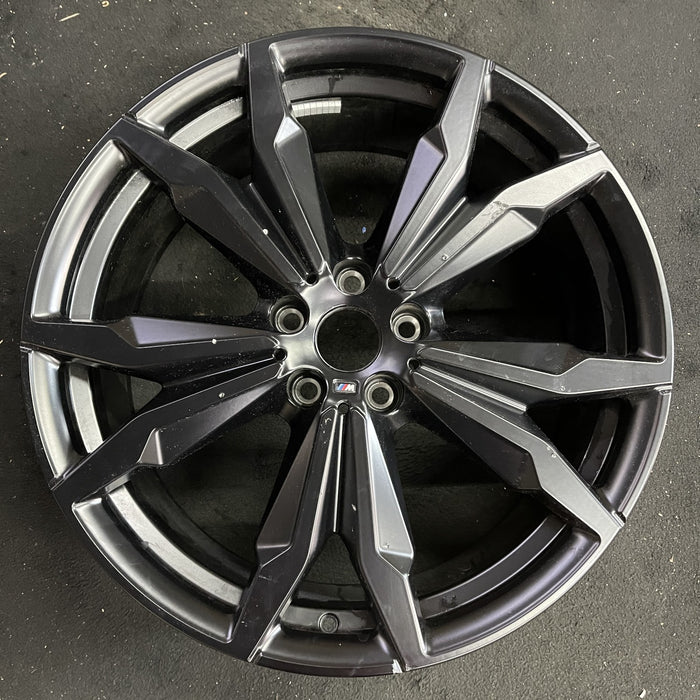 20" BMW X1 20 20x8, , w/ pockets, black pockets Original OEM Wheel Rim - Angle View