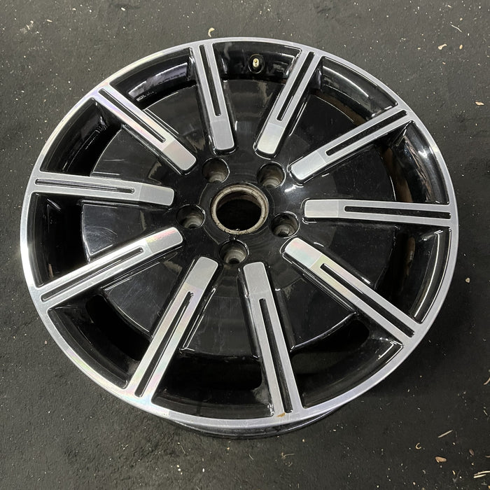 20" PORSCHE TAYCAN 20-21 20x9, 10 spoke Original OEM Wheel Rim - Close-Up Detail