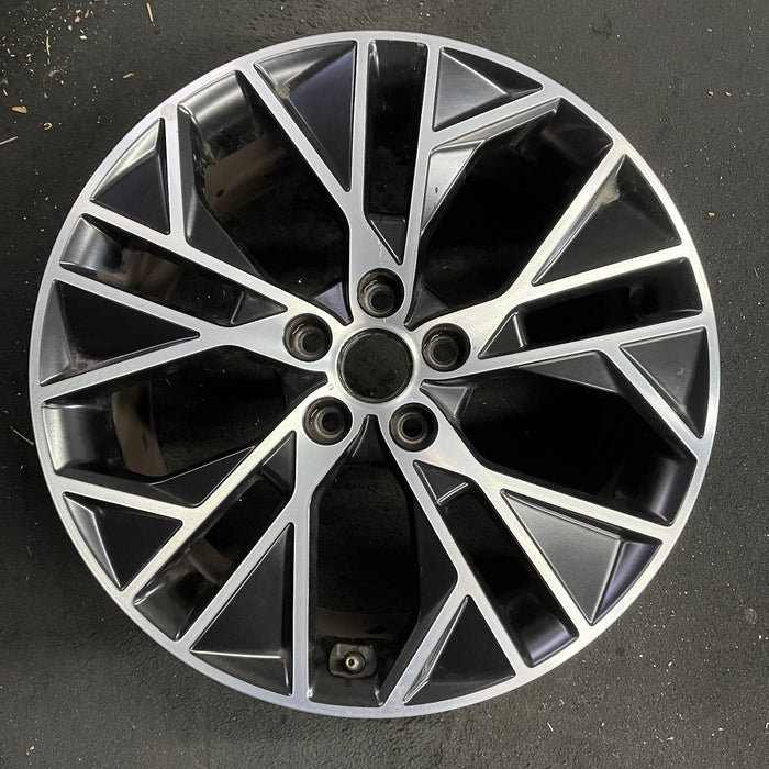 19" ELANTRA 22-23 19x8 Original OEM Wheel Rim - Angle View