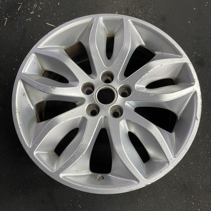 18" LR2 11-15 18x8 , Original OEM Wheel Rim - Side Profile
