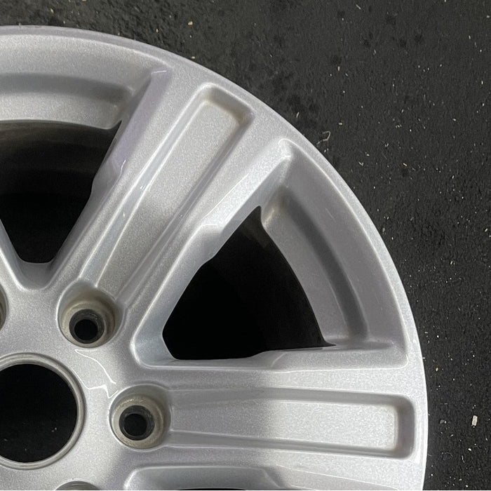 17" RANGER 19-23 17x8 silver Original OEM Wheel Rim - Close-Up Detail