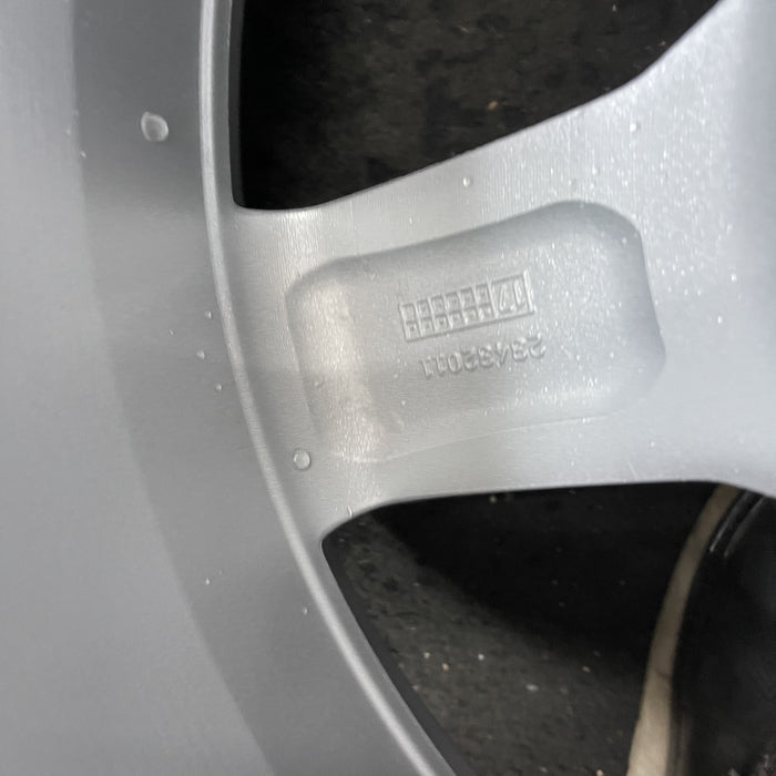 18" CAMARO 16-24 18x8.5 Original OEM Wheel Rim - Additional View