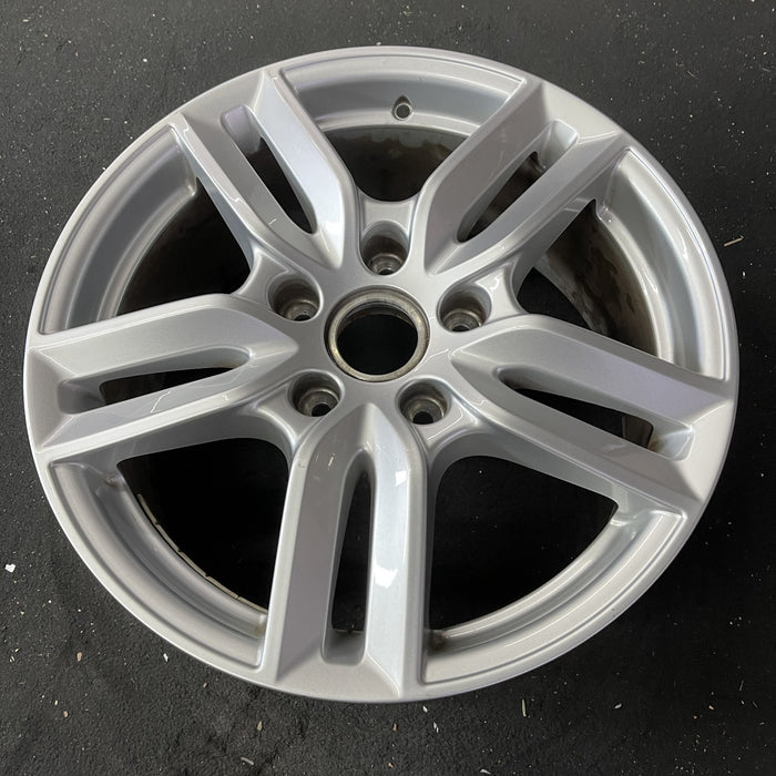 18" PORSCHE CAYENNE 15-18 18x8 , 5 double spoke Original OEM Wheel Rim - Close-Up Detail