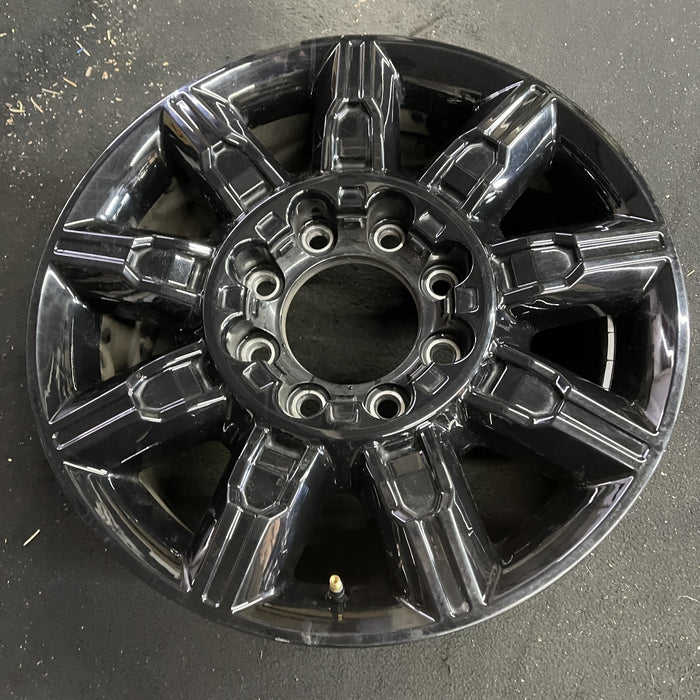 20" SIERRA 2500 PICKUP 24 20x8.5, 9 spoke Original OEM Wheel Rim - Close-Up Detail