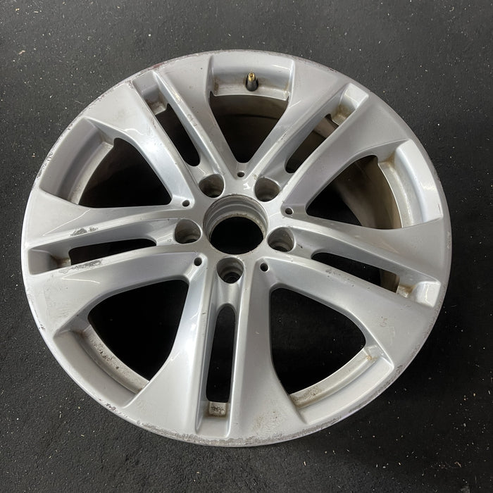17" MERCEDES E-CLASS 10 207 Type, , E350, 17x8.5 Original OEM Wheel Rim - Close-Up Detail