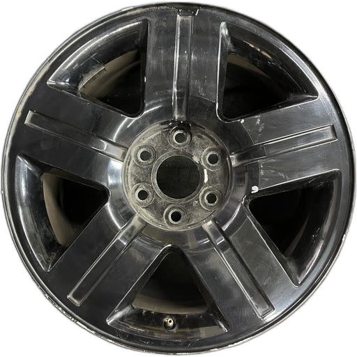 20" AVALANCHE 1500 07 20x8.5, 5 spoke, covered lug nuts, w/groove in spoke - Front View