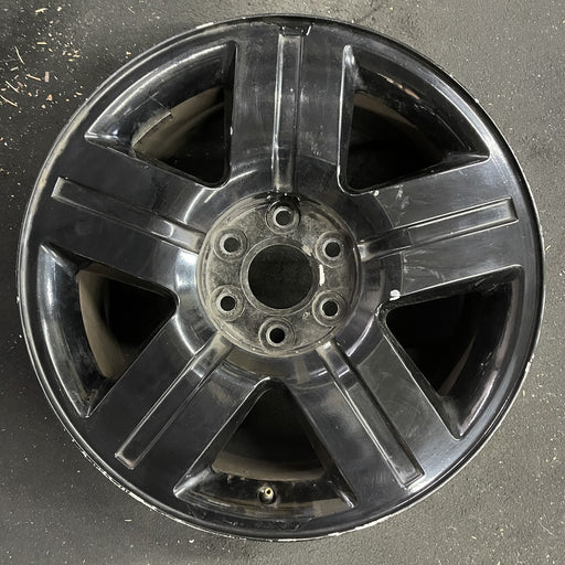 20" AVALANCHE 1500 07 20x8.5, 5 spoke, covered lug nuts, w/groove in spoke - Angle View