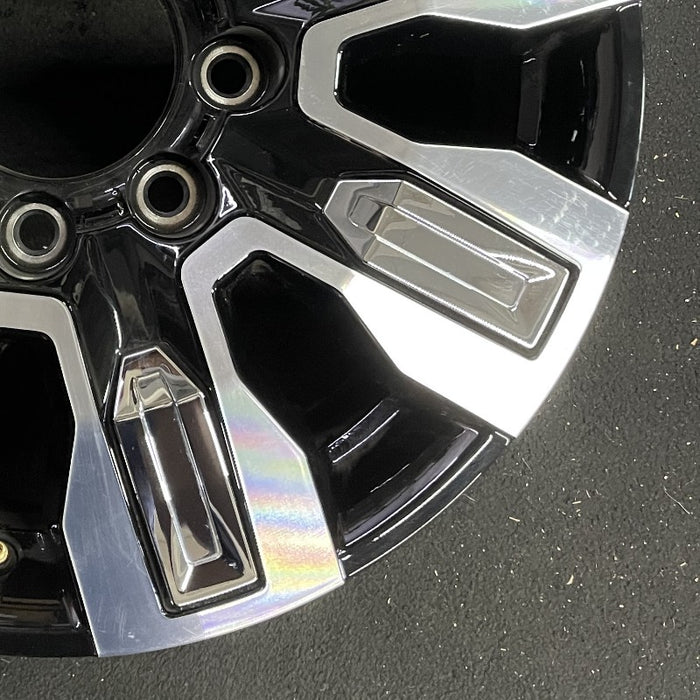 20" SIERRA 2500 PICKUP 24 20x8.5 8 spoke raised spoke machined with black - Back View