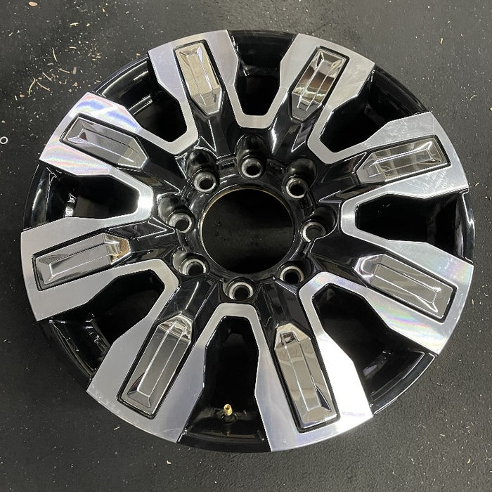 20" SIERRA 2500 PICKUP 24 20x8.5 8 spoke raised spoke machined with black - View 7