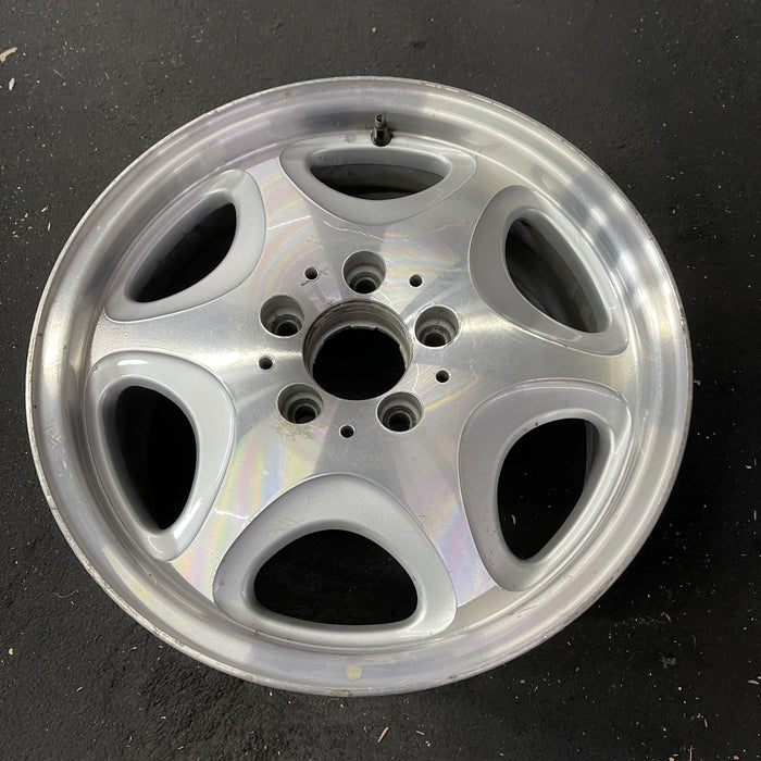 16" MERCEDES C-CLASS 97 202 Type; C230, 16x7.5, 6 hole Original OEM Wheel Rim - Close-Up Detail