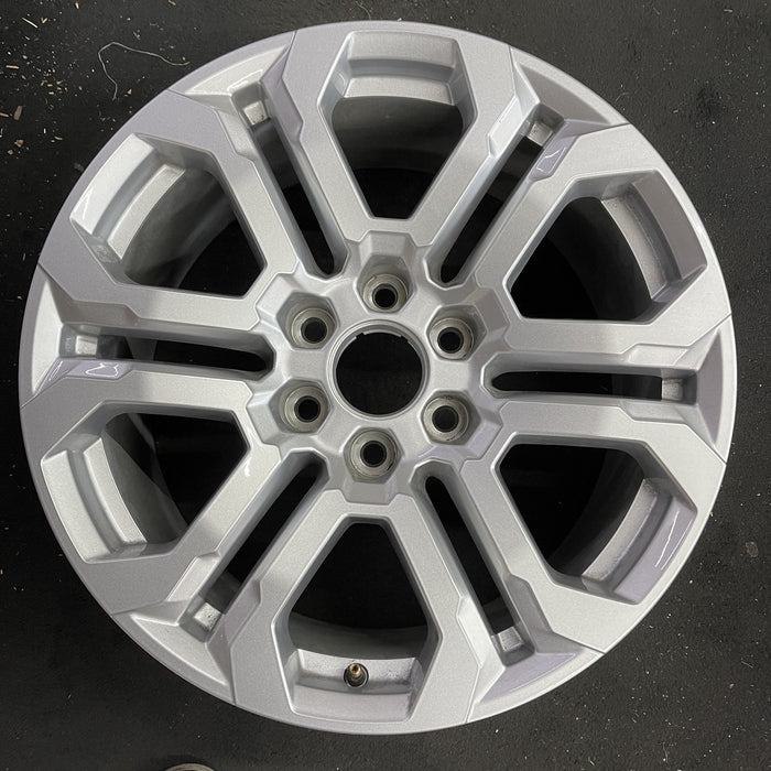 20" CANYON 23-24 20x9, machined dark gray , open spoke Original OEM Wheel Rim - Angle View