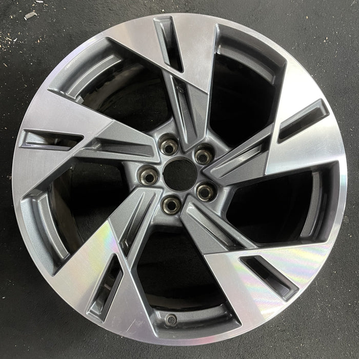 20" E-TRON 20 20x9 Original OEM Wheel Rim - Angle View