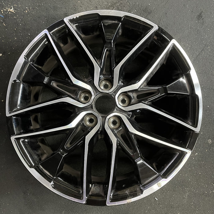 19" K5 21-24 19x8 Original OEM Wheel Rim - Angle View