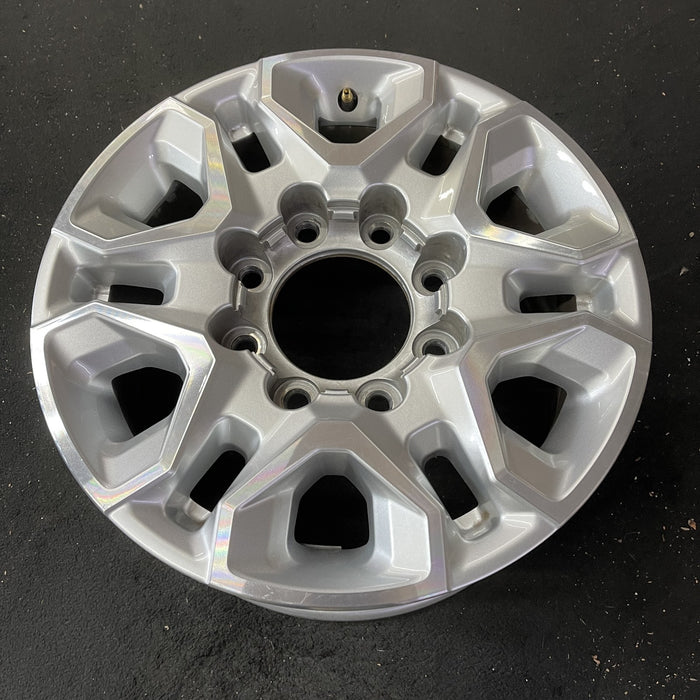 18" SILVERADO 2500 PICKUP 21-24 18x8, aluminum, machined face with silver accent Original OEM Wheel Rim
