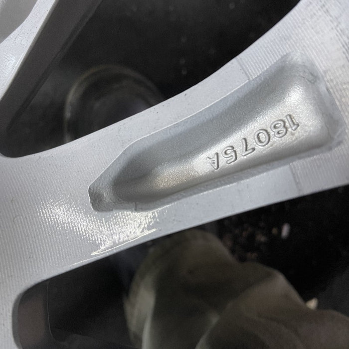 18" CR-V 23-24 18x7.5 alloy 10 spoke silver Original OEM Wheel Rim