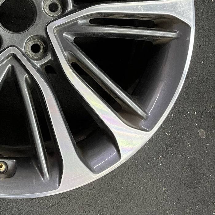 18" VELOSTER 16 18x7.5 w/o body color accents; 20 spoke two te Original OEM - Back View