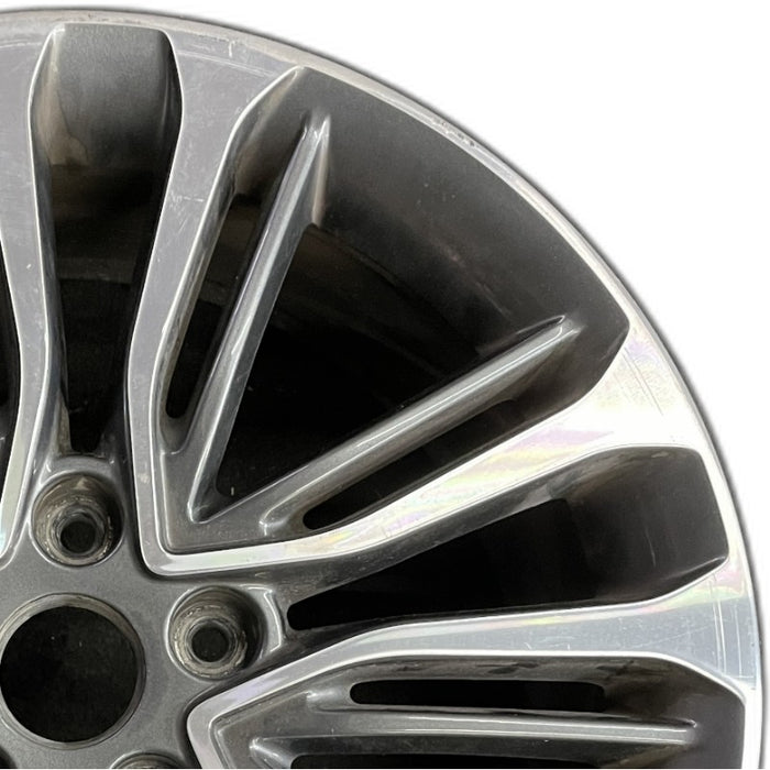 18" VELOSTER 16 18x7.5 w/o body color accents; 20 spoke two te Original OEM - Side Profile
