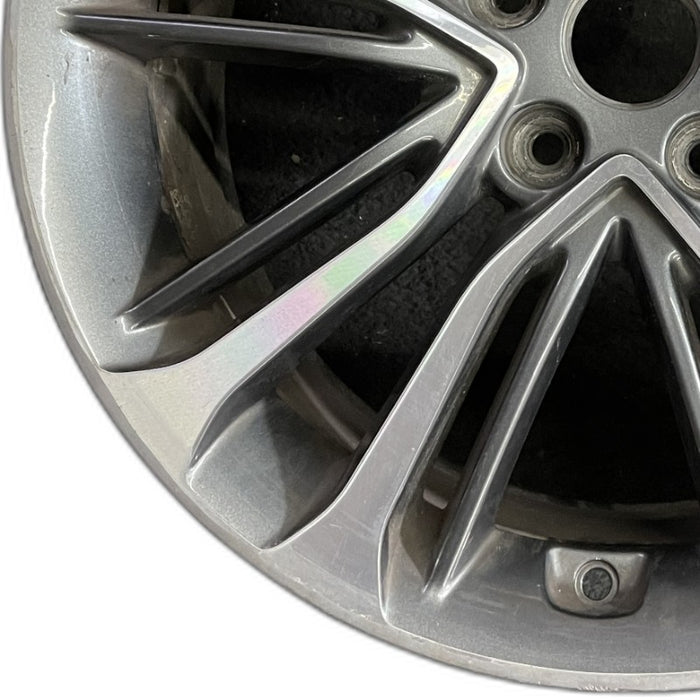 18" VELOSTER 16 18x7.5 w/o body color accents; 20 spoke two te Original OEM - Back View