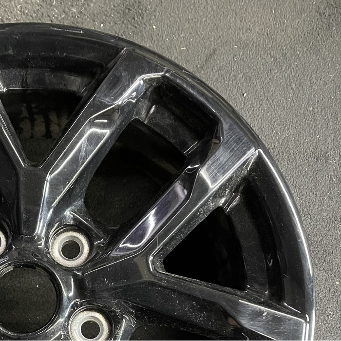 17" GLADIATOR 22 17x7.5 aluminum 5 spoke double spoke gloss black Original OEM - Close-Up Detail