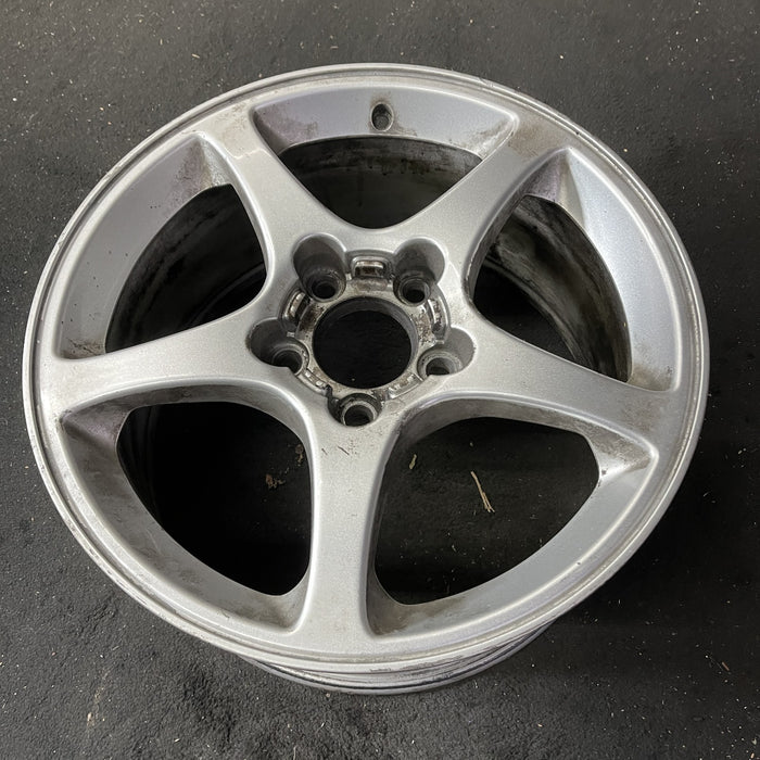 17" CORVETTE 00 17x8.5 , aluminum, , Original OEM Wheel Rim - Close-Up Detail