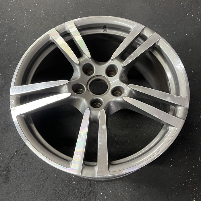 20" PORSCHE PANAMERA 10-16 , 20x9.5, 5 double spoke Original OEM Wheel Rim - Close-Up Detail