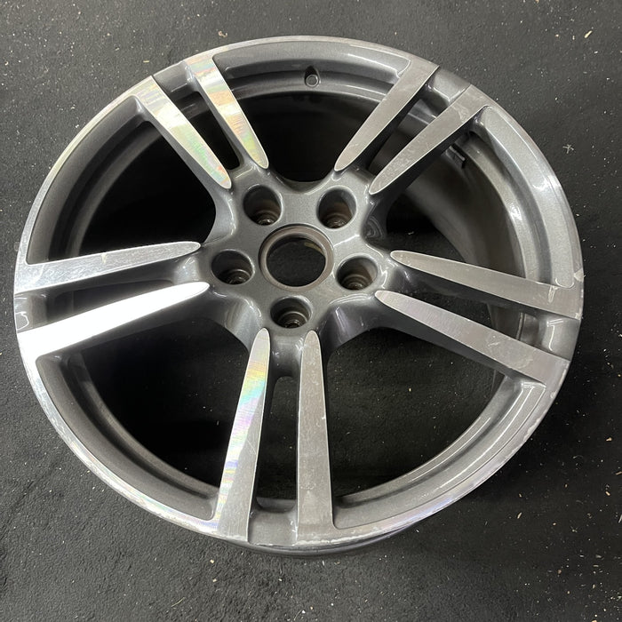 20" PORSCHE PANAMERA 10-16 , 20x9.5, 5 double spoke Original OEM Wheel Rim - Close-Up Detail