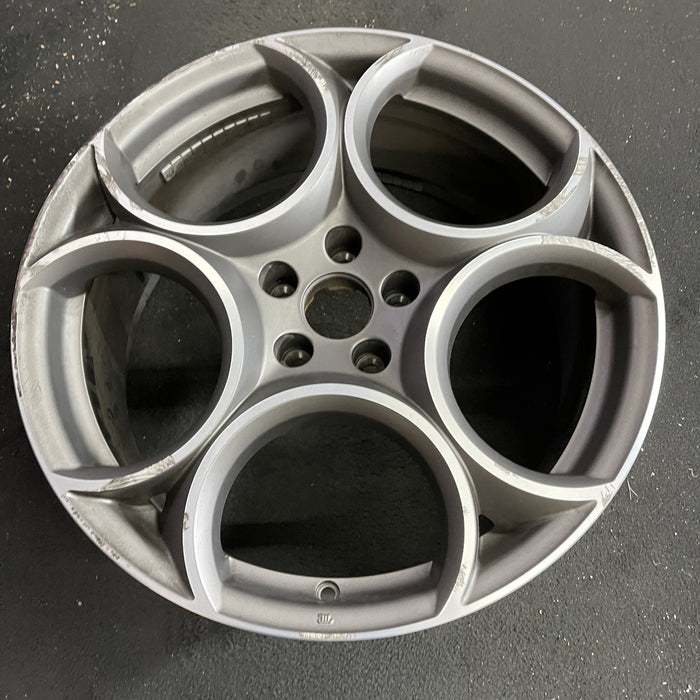19" STELVIO 18-21 , 19x8, 5 spoke, 5 hole design Original OEM Wheel Rim - Side Profile