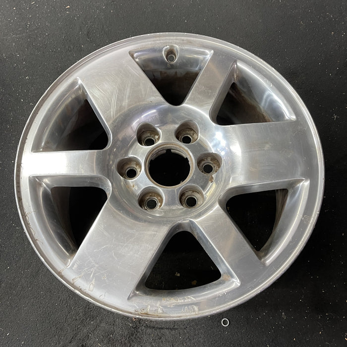 18" SIERRA 1500 PICKUP 07 , 18x8 Original OEM Wheel Rim - Close-Up Detail