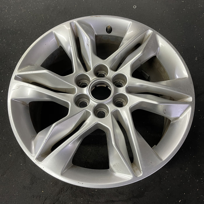 18" BLAZER 19-20 18x8, Original OEM Wheel Rim - Close-Up Detail