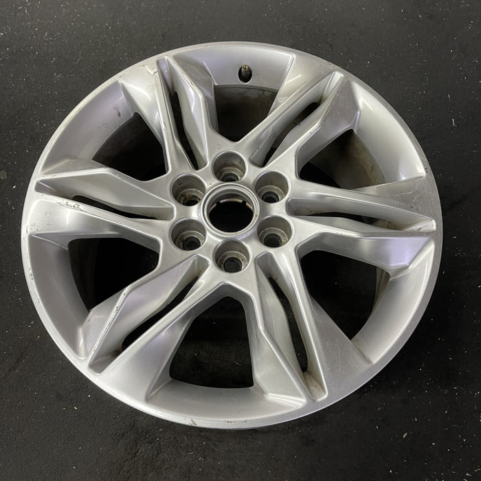18" BLAZER 19-20 18x8, Original OEM Wheel Rim - Close-Up Detail