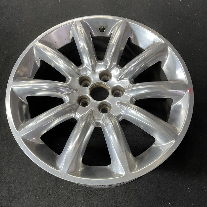 20" MKT 10 20x8.5 , Original OEM Wheel Rim - Close-Up Detail