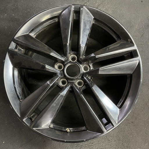 19" MUSTANG 15 19x9 , 10 spoke, 5 split spokes Original OEM Wheel Rim - Angle View